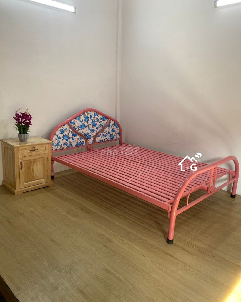 Giường sắt Giường sắt Giường sắt Giường sắt Giường. Mua bán Giường, chăn ga gối nệm tại Quận 1 Tp Hồ Chí Minh được đăng bởi Lâm Gia Home hình 1