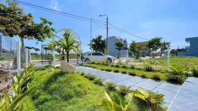 Rent · 2 bd · 100 м² · Quận Ngũ Hành Sơn, ул. Đường Đầm Sen