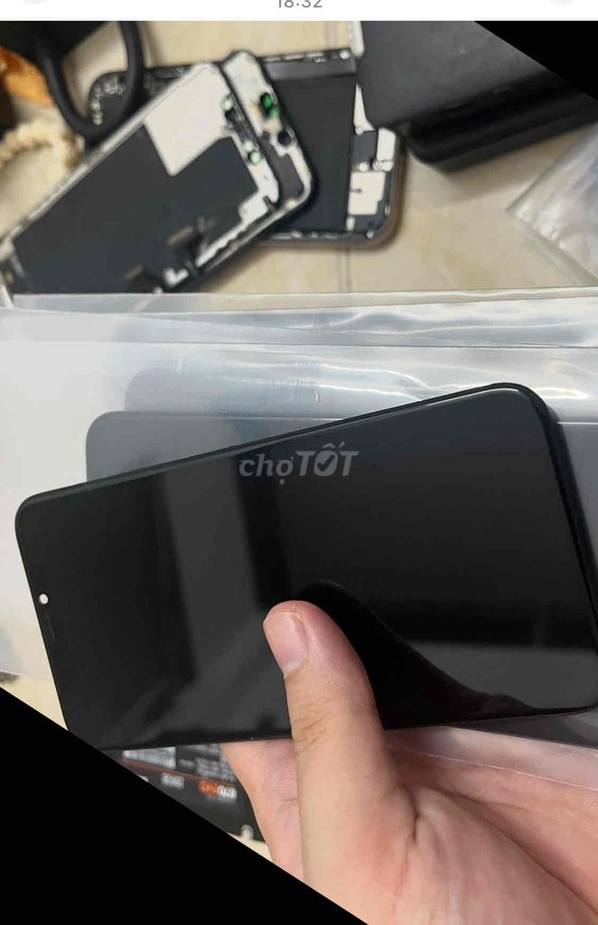 Dịch vụ thay màn zin iphone X Xs Xr 11 full zin kí. Dịch vụ sửa chữa & bảo dưỡng điện máy tại Quận Tân Phú Tp Hồ Chí Minh được đăng bởi Trương Hiệp hình 1