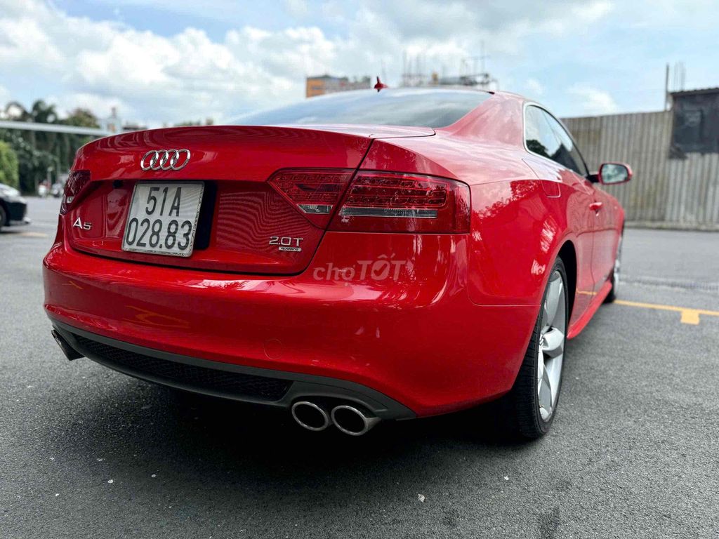 Audi A5 2009 2.0T S-line Quattro - 72000 km