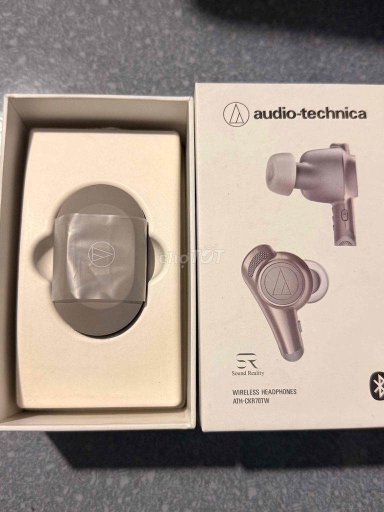 Tai nghe Audio-Technica ATH-CKR70TW Xám Như mới. Mua bán Tivi, Âm thanh tại Quận Ninh Kiều Cần Thơ được đăng bởi Khanh Nguyễn hình 1