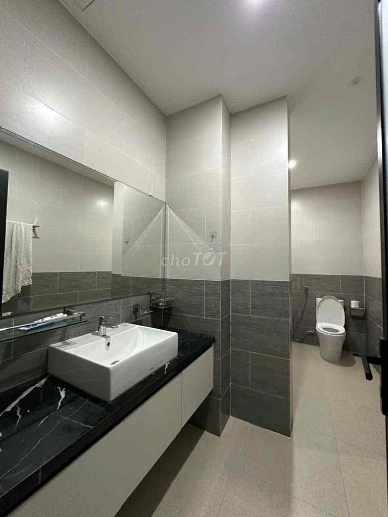 3-bedroom house with car garage near FPT City — photo 7