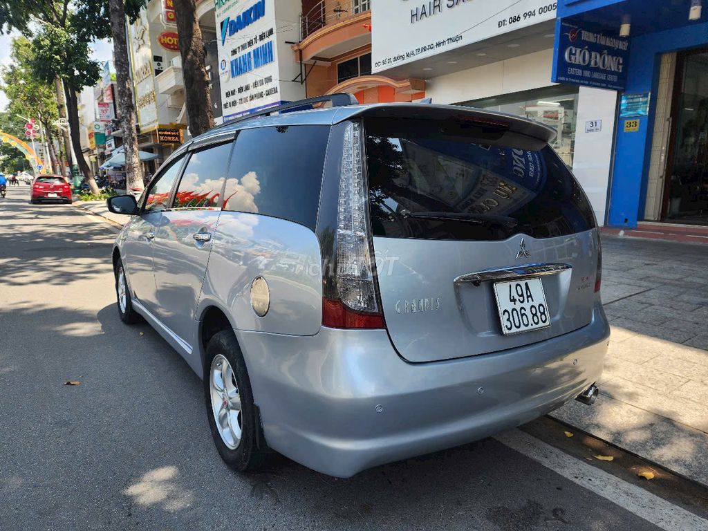 Mitsubishi Grandis 2005  - 160000 km. Mua bán Ô tô tại Thành phố Phan Rang-Tháp Chàm Ninh Thuận được đăng bởi Quocthang hình 5