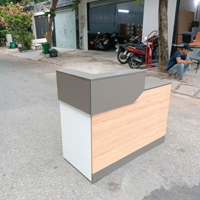 Quầy lễ tân, quầy thu ngân, quầy tiếp tân MDF. Mua bán Đồ chuyên dụng, Giống nuôi trồng tại Thành phố Thủ Đức Tp Hồ Chí Minh được đăng bởi Kho Bàn Ghế Cũ