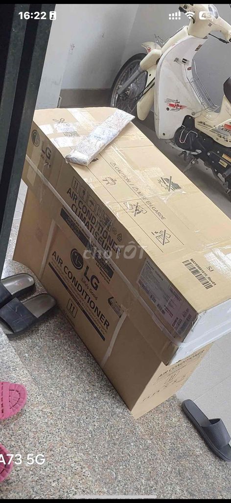 Điều hòa LG IEC09M1 9000 BTU Mới. Mua bán Máy lạnh, điều hoà tại Quận Hoàng Mai Hà Nội được đăng bởi Doxuan Vinh hình 1