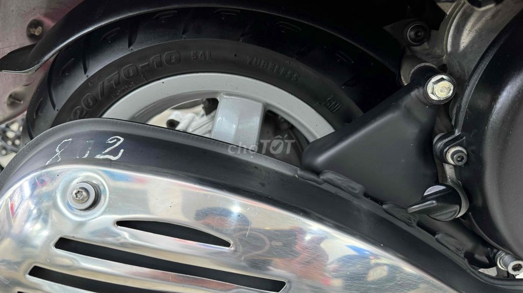 Vespa Lx125 Hàng siêu cọp một chủ Tháng 3/2017. Mua bán Xe máy tại Quận Phú Nhuận Tp Hồ Chí Minh được đăng bởi VESPA  PIAGGIO BẢO HƯNG Vespa cũ trả góp  hình 6