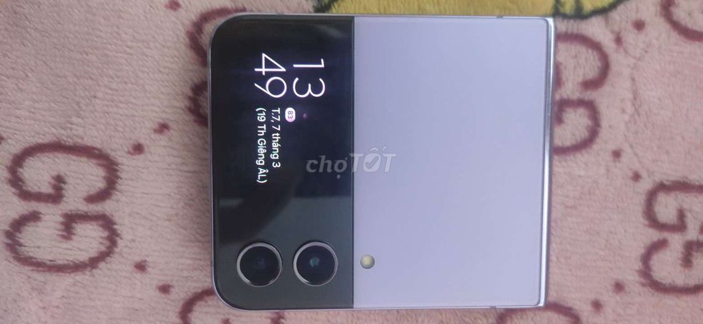 Samsung Galaxy Z Flip 4 Tím Hỏng màn hình. Mua bán Điện thoại tại Huyện Quản Bạ Hà Giang được đăng bởi Anbatocom hình 1