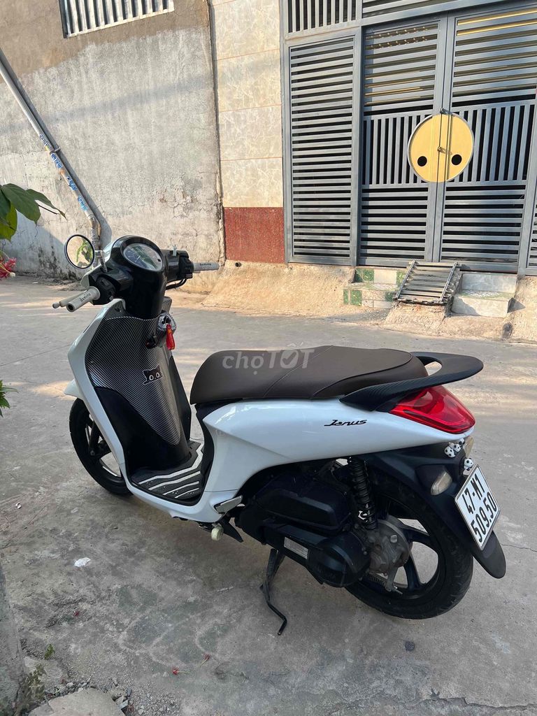 Yamaha Janus 2017 màu Trắng. Mua bán Xe máy tại Thành phố Biên Hòa Đồng Nai được đăng bởi Minh hình 6