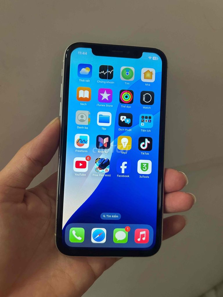 Apple iPhone XR Trắng máy quốc tế. Mua bán Điện thoại tại Quận Ninh Kiều Cần Thơ được đăng bởi ipod high class hình 1