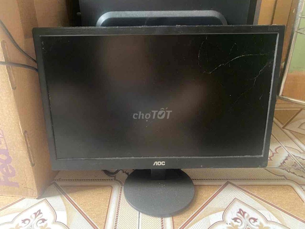 Màn hình LCD AOC 19.5 inch chi Pc zin còn hiển thi. Mua bán Phụ kiện (Màn hình, Chuột...) tại Quận 4 Tp Hồ Chí Minh được đăng bởi Trần Phú hình 1