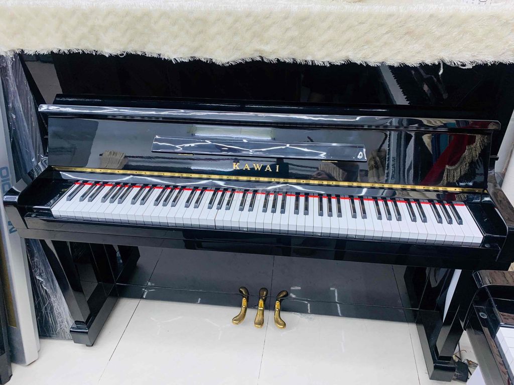 piano cơ kawai ku1s