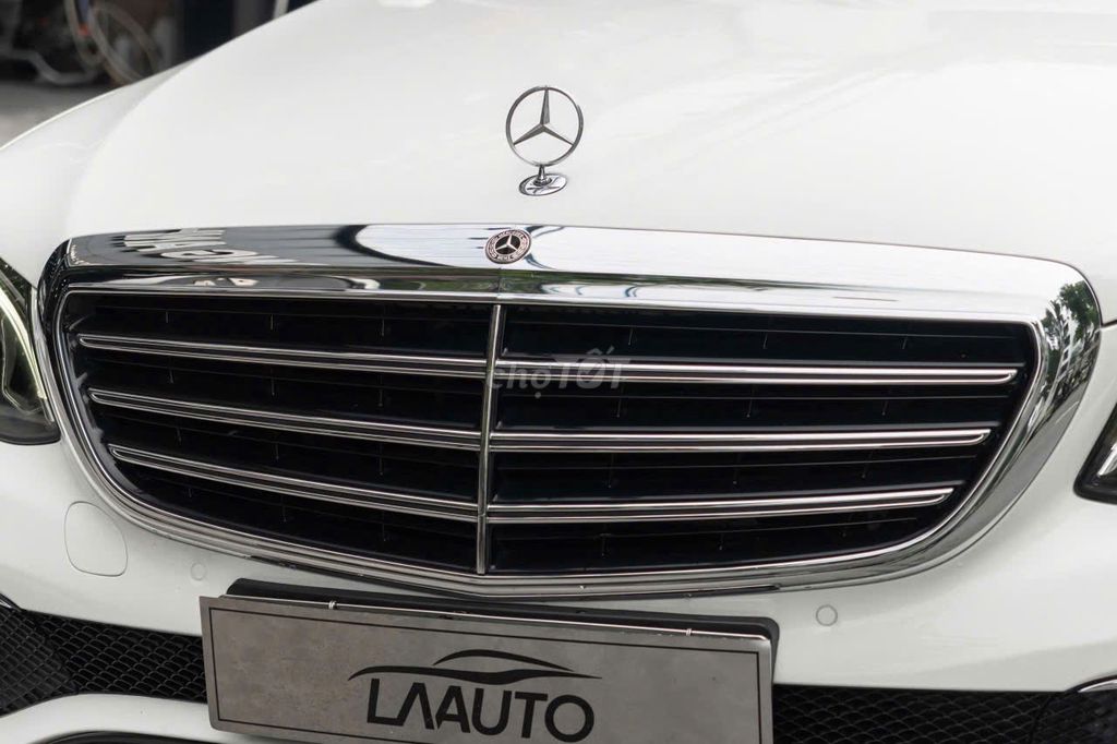 Mercedes Benz E200 2017 - 82000 km. Mua bán Ô tô tại Quận 7 Tp Hồ Chí Minh được đăng bởi Thái LA Auto hình 5