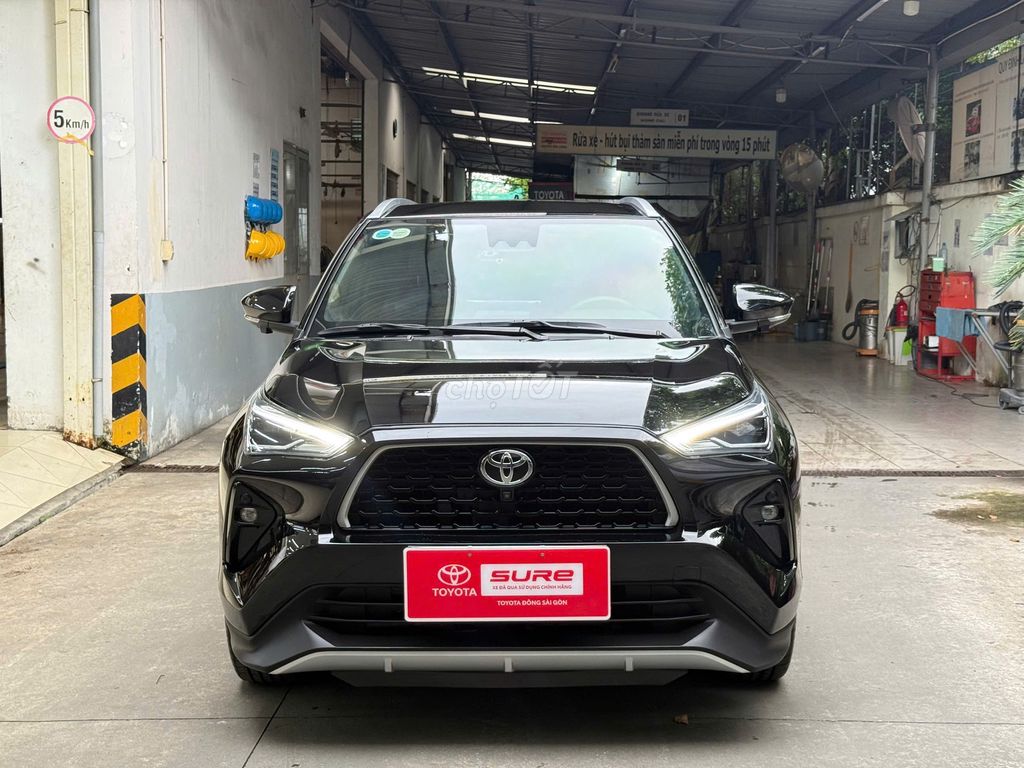 Yaris Cross 2024 Đen 29.295km (GIÁ CÒN GIẢM)
