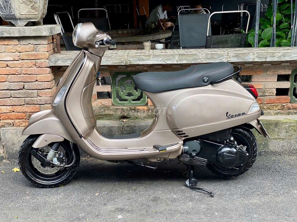 🌈Cần bán xe Vespa lx 125fi phun xăng điện tử bs47. Mua bán Xe máy tại Quận Gò Vấp Tp Hồ Chí Minh được đăng bởi Nguyễn Hoàng Nhâm hình 3