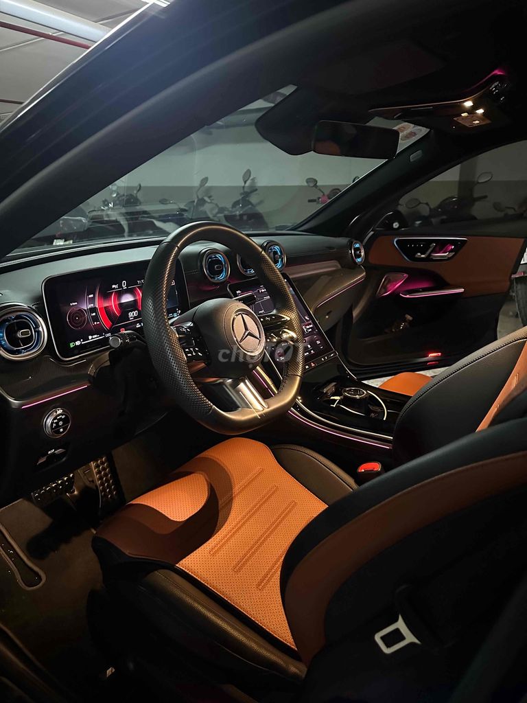 Mercedes Benz C Class 2022 C300 AMG - 6777 km
