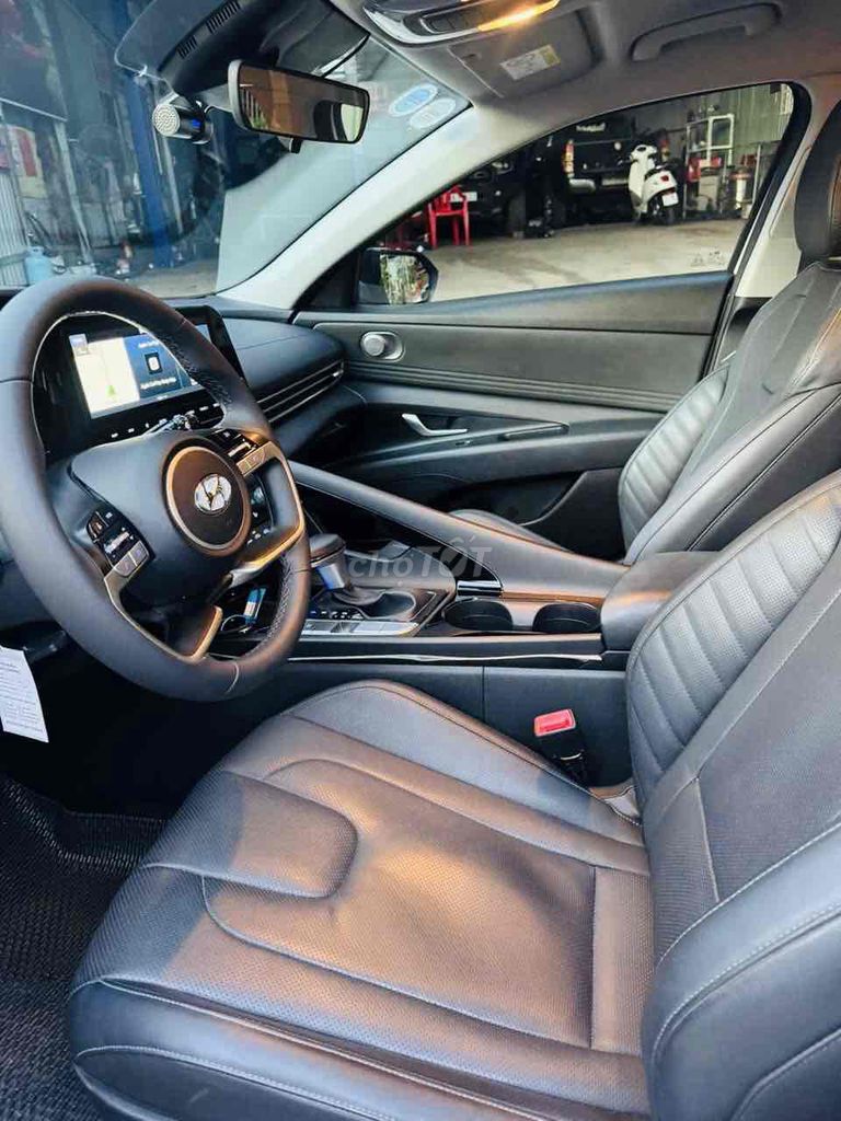 Hyundai Elantra 2023 1.6 AT Đặc biệt - 37000 km. Mua bán Ô tô tại Quận Tân Phú Tp Hồ Chí Minh được đăng bởi Xe Lướt Sài Gòn Miền Nam hình 3