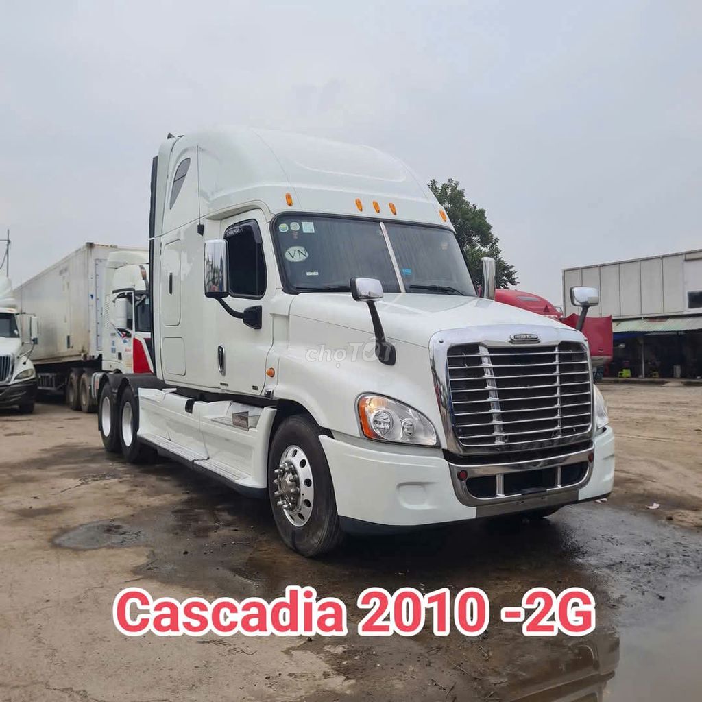 Bán đầu FreightLiner Cascadia 2010. Giá 510tr