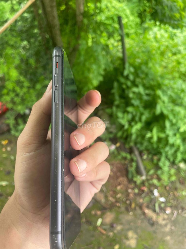 Apple iPhone 11 lock 64GB Đen Face ID hư. Mua bán Điện thoại tại Huyện Châu Đức Bà Rịa - Vũng Tàu được đăng bởi nguyen thien tong hình 1