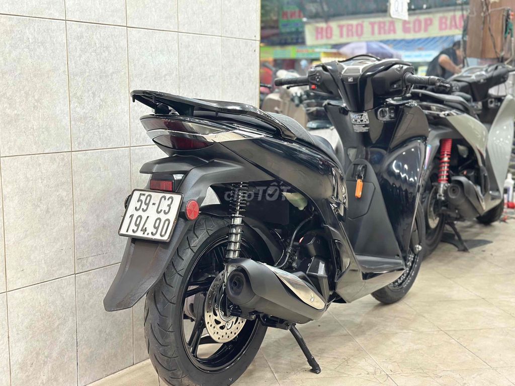 SH125 2020 Thắng Abs. Nợ xấu Trả Trước 35T Nhận Xe. Mua bán Xe máy tại Quận 8 Tp Hồ Chí Minh được đăng bởi Cửa Hàng Xe Máy 288 Phong Trề hình 3