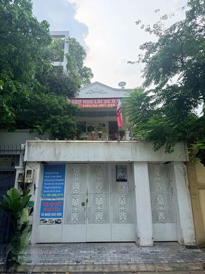 Аренда · 3 комн. · 138 м² · Quận Tân Bình, ул. Đường Phổ Quang