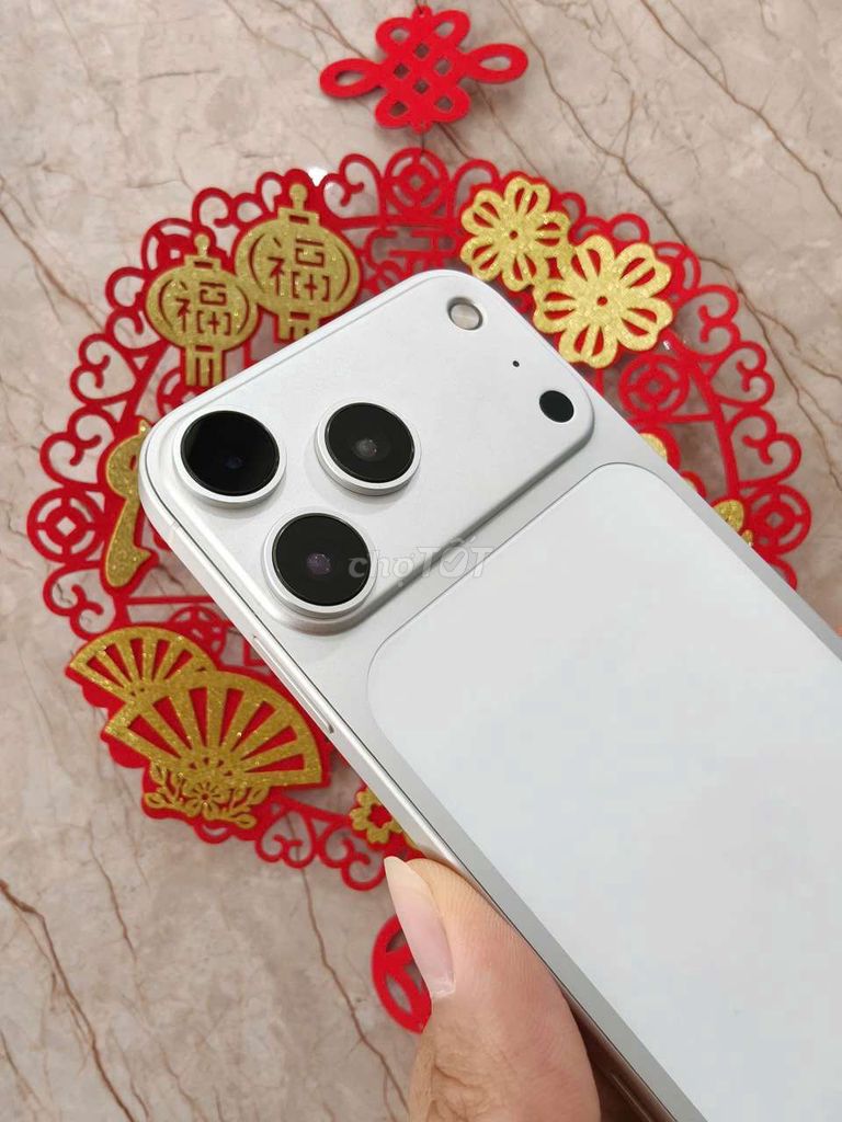 Apple iPhone 11 độ vỏ 17 Pro Bạc  sang chảnh. Mua bán Điện thoại tại Quận Lê Chân Hải Phòng được đăng bởi Khánh Phone  hình 1