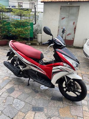 Honda Air Blade Đỏ trắng đen. Mua bán Xe máy tại Quận 7 Tp Hồ Chí Minh được đăng bởi trình minh sơn