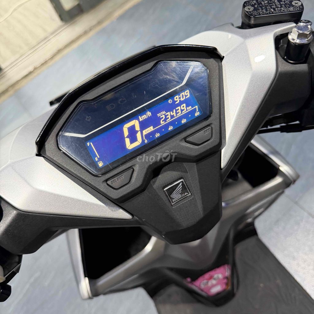 Honda Vario 125cc 2022 Bạc Porsche 23000 km