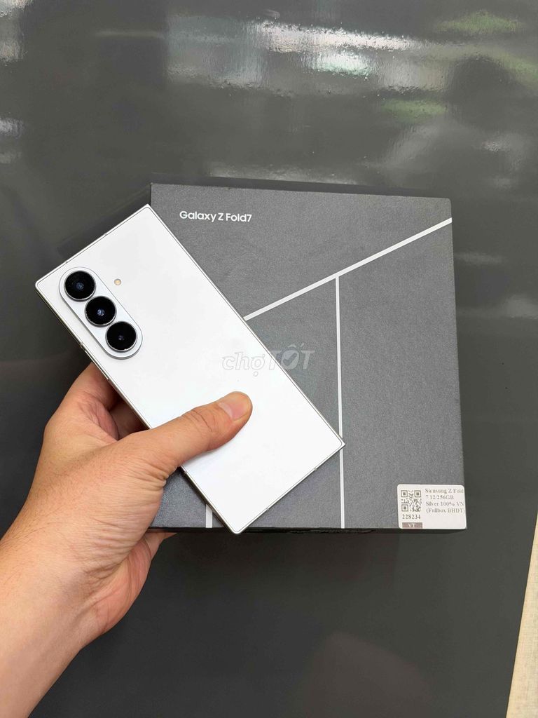 Samsung Z Fold 7 12GB/256GB Bạc Vn BH 11/2026 9292. Mua bán Điện thoại tại Quận Ninh Kiều Cần Thơ được đăng bởi Quý Mobile Cần thơ hình 1
