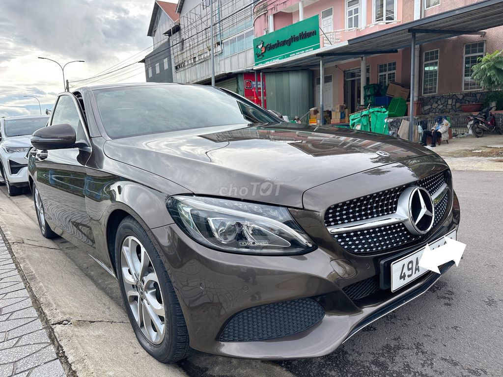 Mercedes Benz C Class 2018 C200 - 77000 km. Mua bán Ô tô tại Thành phố Đà Lạt Lâm Đồng được đăng bởi Nhà Đất Đà Lạt 6789 hình 3
