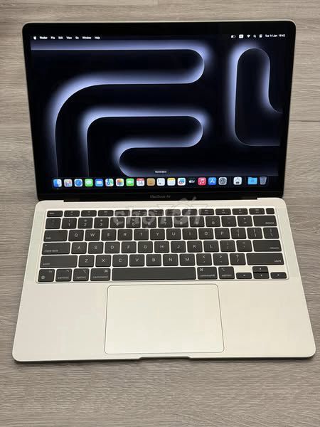 Macbook Air 13.3 inch M1 8G / 128G 99% giá tốt