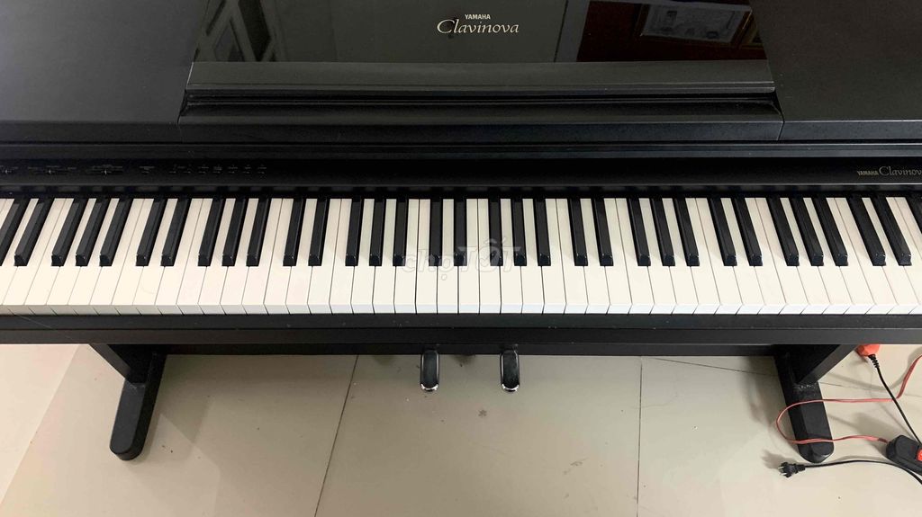 Đàn Piano Yamaha CLP-550