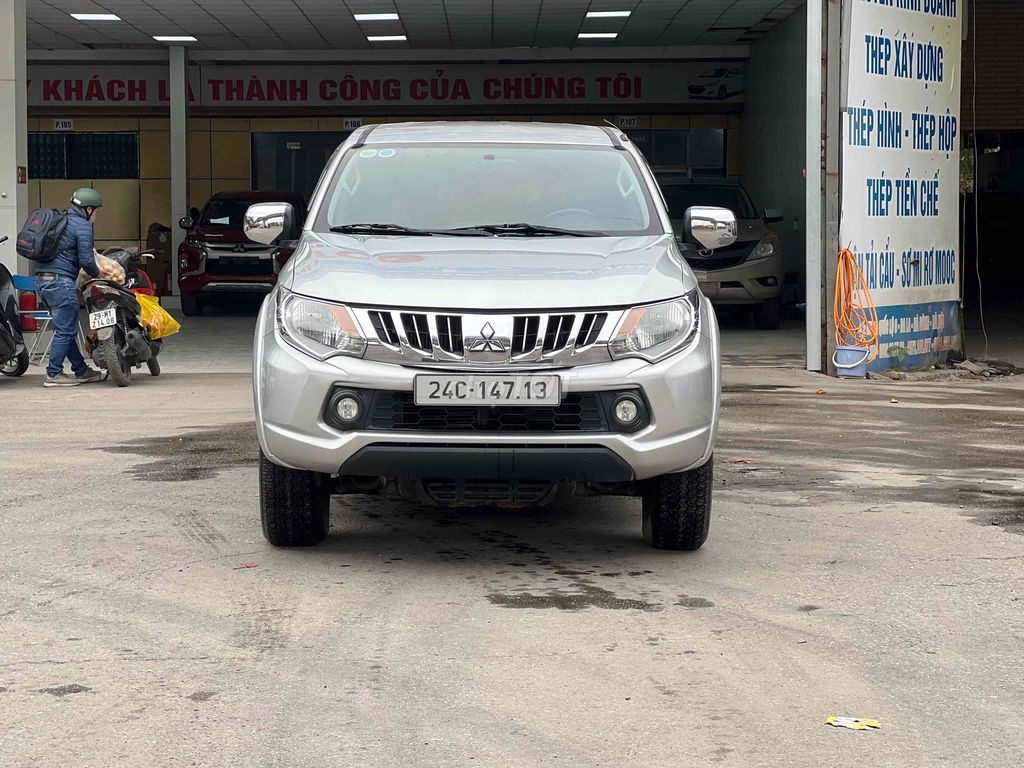 Mitsubishi Triton 2015 4x2 AT - 110000 km