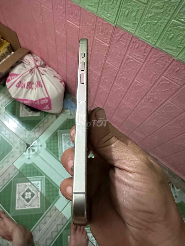 Apple iPhone 15 Pro Max 256GB Mỹ Đã sử dụng. Mua bán Điện thoại tại Huyện Tân Trụ Long An được đăng bởi nhan minh tú hình 1