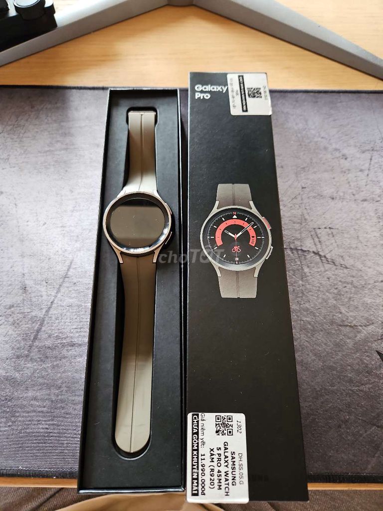 Samsung Galaxy Watch5 Pro 45mm Xám chưa sử dụng. Mua bán Thiết bị đeo thông minh tại Quận 1 Tp Hồ Chí Minh được đăng bởi Khoa Tran hình 1