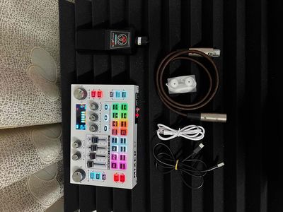 bộ hát soundcard X7 micro Aqua LX26 9 hãng Lamphat. Mua bán Tivi, Âm thanh tại Quận 6 Tp Hồ Chí Minh được đăng bởi Chí Cường