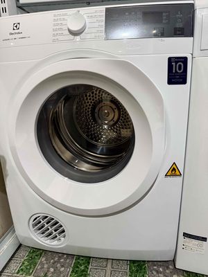 Máy sấy Electrolux 8kg còn bảo hành 2 năm. Mua bán Máy giặt tại Quận Hải Châu Đà Nẵng được đăng bởi Minh Phạm