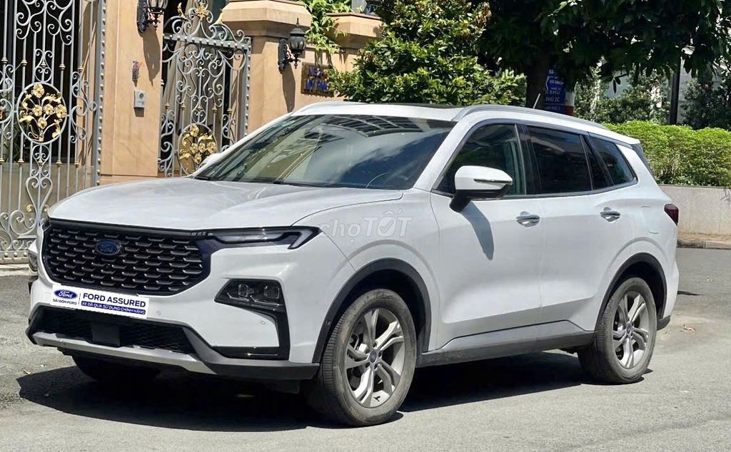 Ford Territory Titanium 2023 - 21000 km. Mua bán Ô tô tại Quận 3 Tp Hồ Chí Minh được đăng bởi Trần Hoàng Long hình 2