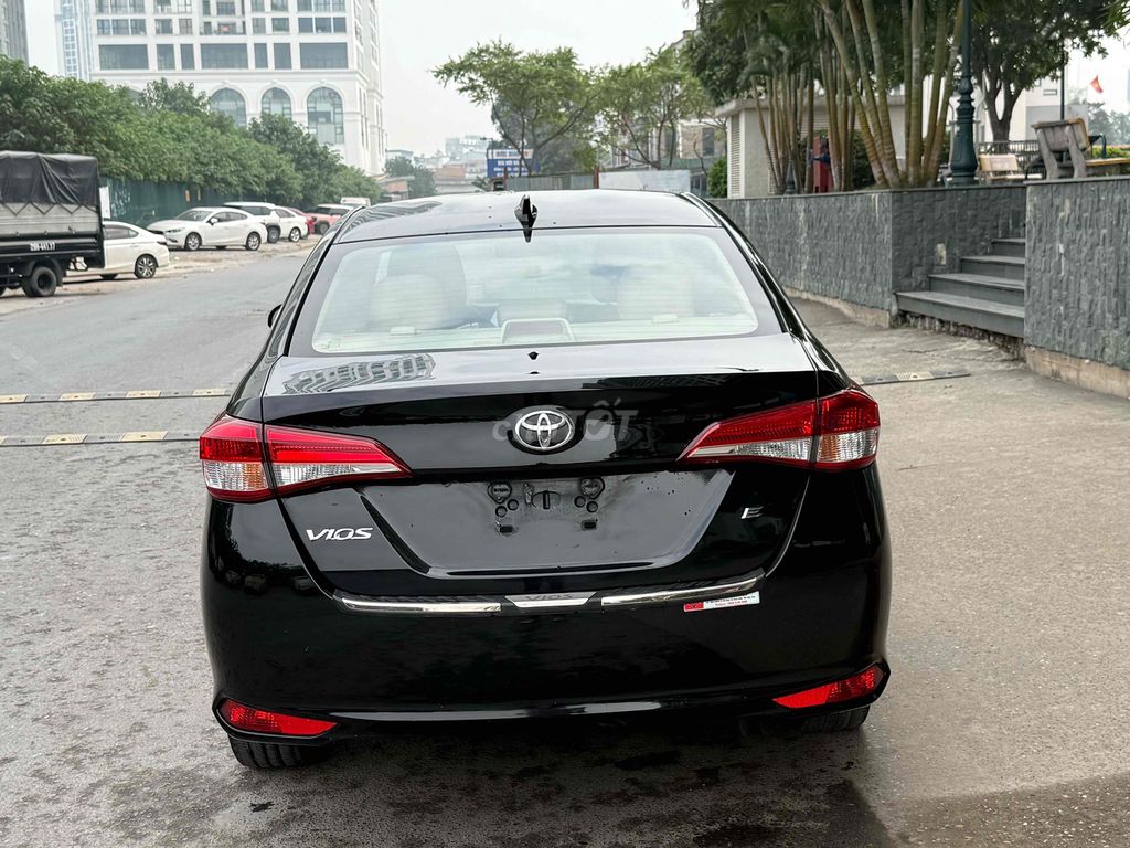Vios 2019 Số sàn tư nhân gia đình một chủ. Mua bán Ô tô tại Quận Hoàng Mai Hà Nội được đăng bởi Dong Doanh hình 4