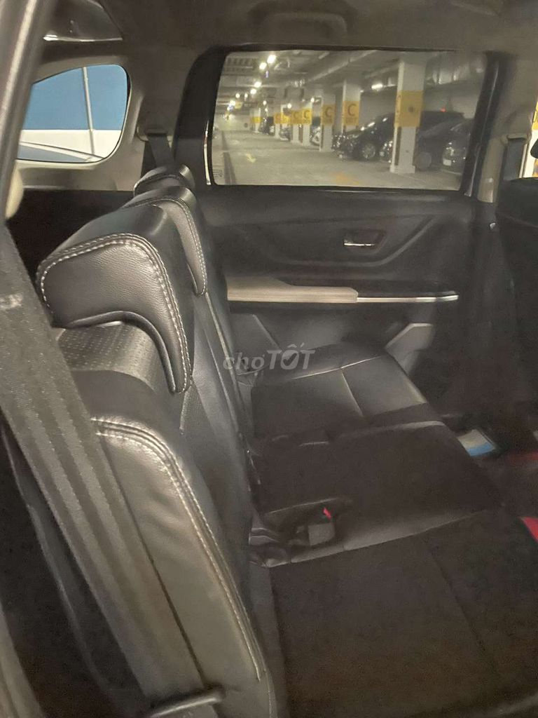 Toyota Veloz Cross Bạc 7 chỗ đời 2022. Mua bán Ô tô tại Quận 12 Tp Hồ Chí Minh được đăng bởi tuyền hình 5