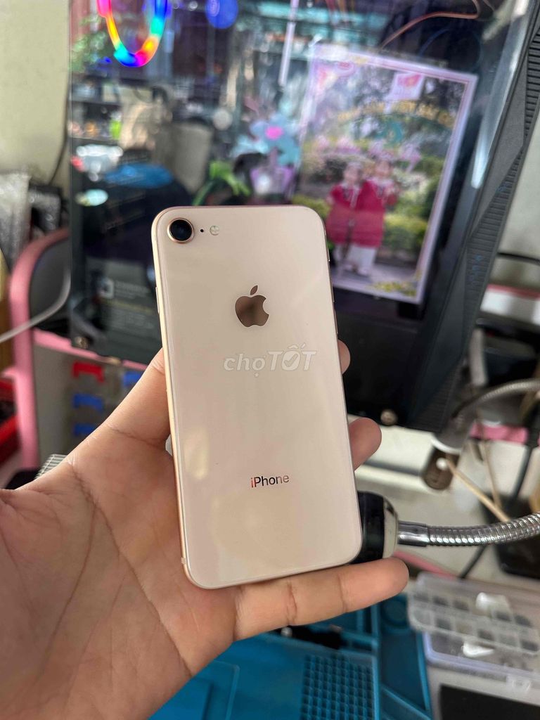 Apple iPhone 8 64GB Vàng hồng. Mua bán Điện thoại tại Thành phố Thủ Đức Tp Hồ Chí Minh được đăng bởi Cửa Hàng Điện Thoại Nhân Nghĩa hình 1