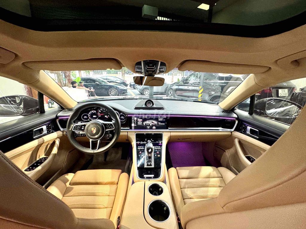 Porsche Panamera 3.0 V6 model 2018. Mua bán Ô tô tại Quận 8 Tp Hồ Chí Minh được đăng bởi Khoa nguyễn hình 8