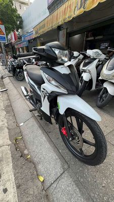 Honda Wave RSX Fi 2022 Trắng đen