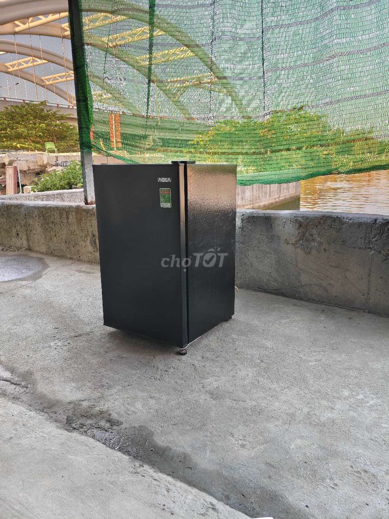 Tủ lạnh Aqua 90L Đen Đã sử dụng. Mua bán Tủ lạnh tại Quận 8 Tp Hồ Chí Minh được đăng bởi Duy Pham hình 1