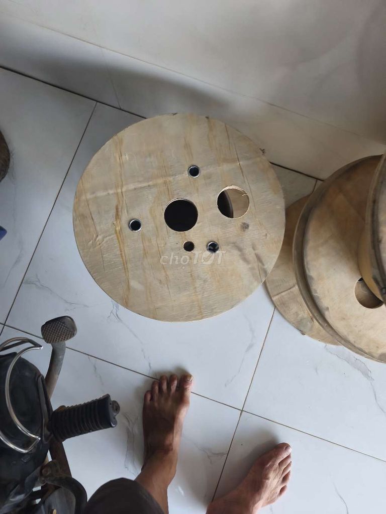 Cuộn dây gỗ màu nâu nhạt. Mua bán Nội thất, đồ gia dụng khác tại Huyện Trảng Bom Đồng Nai được đăng bởi Phạm Văn  hình 1