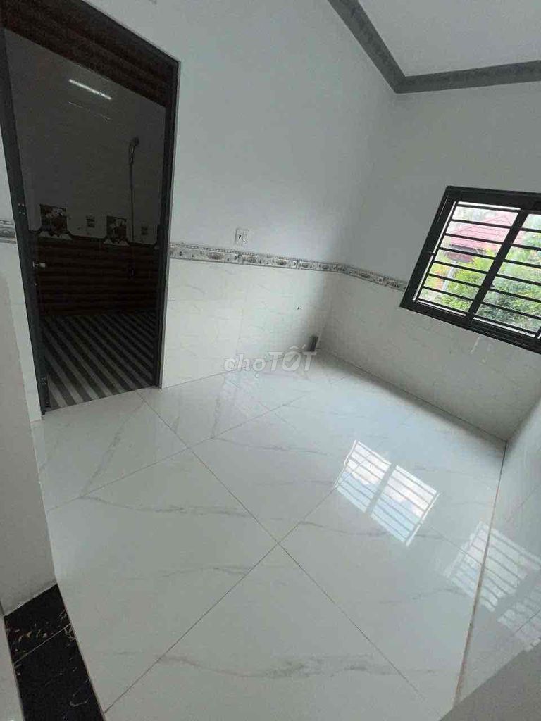 NHÀ 1 TRỆT 1 LẦU 3PN SHR