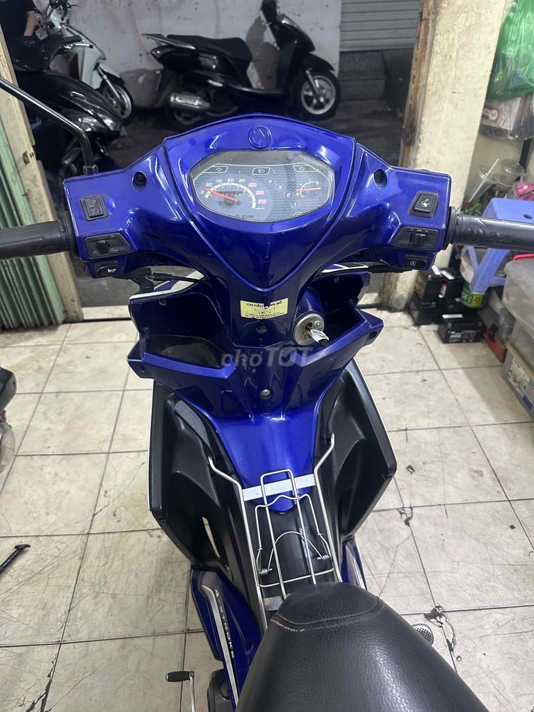 SYM Galaxy 110cc tay côn. BSTP cavet đầy đủ. Mua bán Xe máy tại Quận Bình Thạnh Tp Hồ Chí Minh được đăng bởi Lê Nhân hình 5