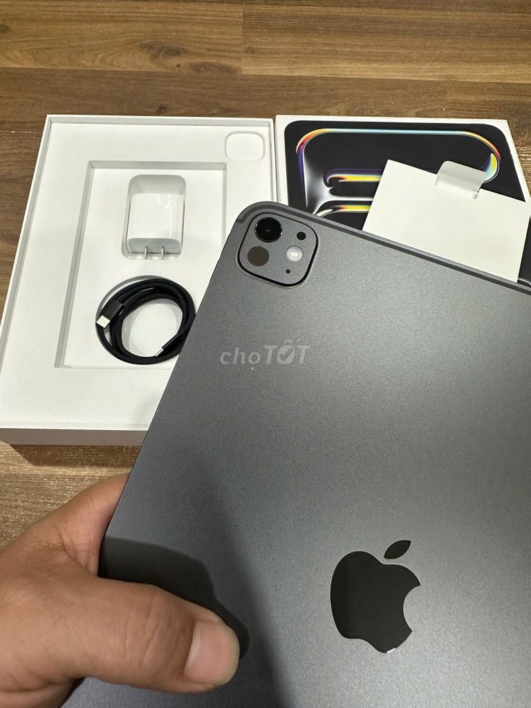  iPad Pro 11 inch M5 256GB Xám Wifi. Mua bán Máy tính bảng tại Quận 8 Tp Hồ Chí Minh được đăng bởi Duy Lap 2nd hình 1