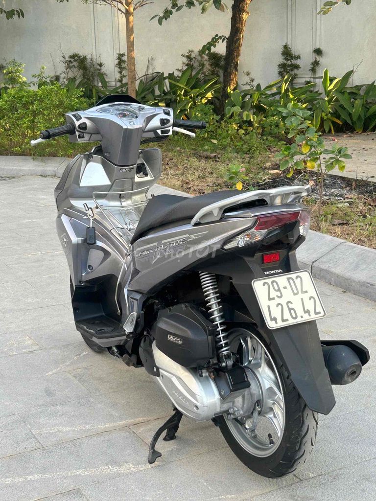 Honda Air Blade 2019 Xám. Mua bán Xe máy tại Quận Nam Từ Liêm Hà Nội được đăng bởi Xe Máy Đức Dũng hình 3