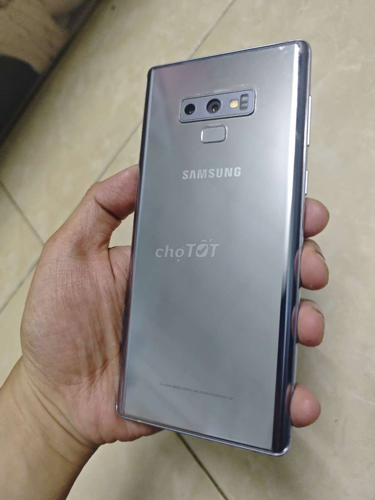 Samsung Galaxy Note 9 Bạc. Mua bán Điện thoại tại Quận 12 Tp Hồ Chí Minh được đăng bởi Johnny Lộc hình 1