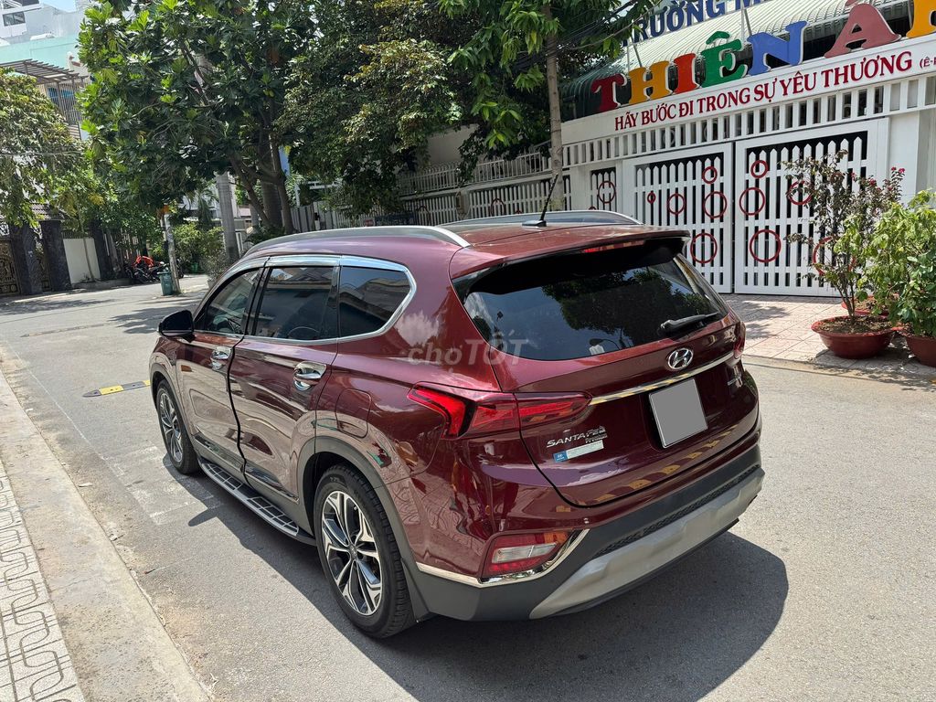 Hyundai SantaFe 2.2D Premium 4x4 Đỏ model 2021. Mua bán Ô tô tại Quận 12 Tp Hồ Chí Minh được đăng bởi Xuân Trường hình 2
